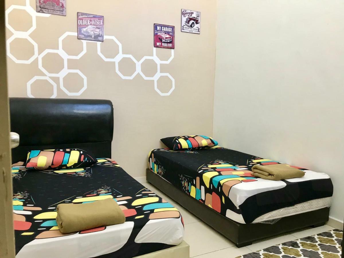 D'Q Putra Homestay Melaka Unit Miqa エクステリア 写真
