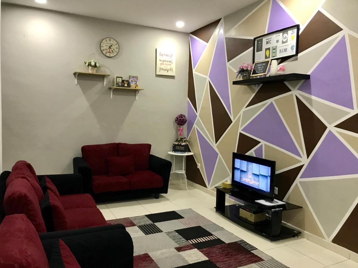 D'Q Putra Homestay Melaka Unit Miqa エクステリア 写真